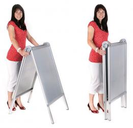 Werbedisplays, Infotafeln & Plakate