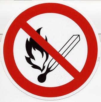 Feuer, offenes Licht und Rauchen verboten 